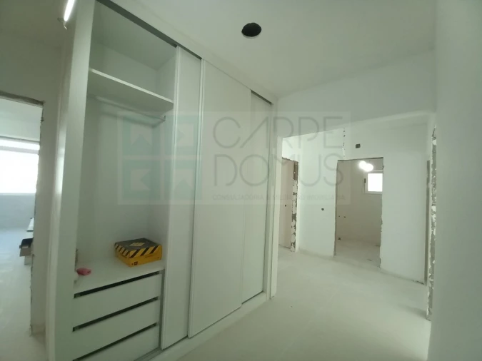 Apartamento T4 para Venda em Póvoa de Santa Iria e Forte da Casa Foto 10