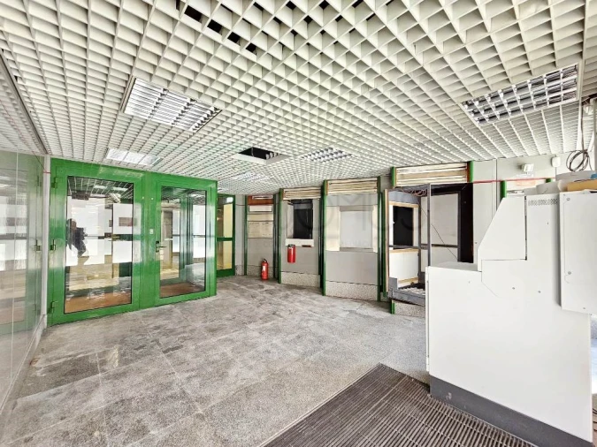 Loja para Venda em Malveira e São Miguel de Alcainça Foto 5