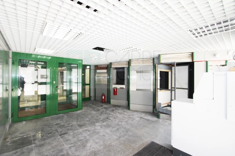 Loja para Venda em Malveira e São Miguel de Alcainça Foto 29