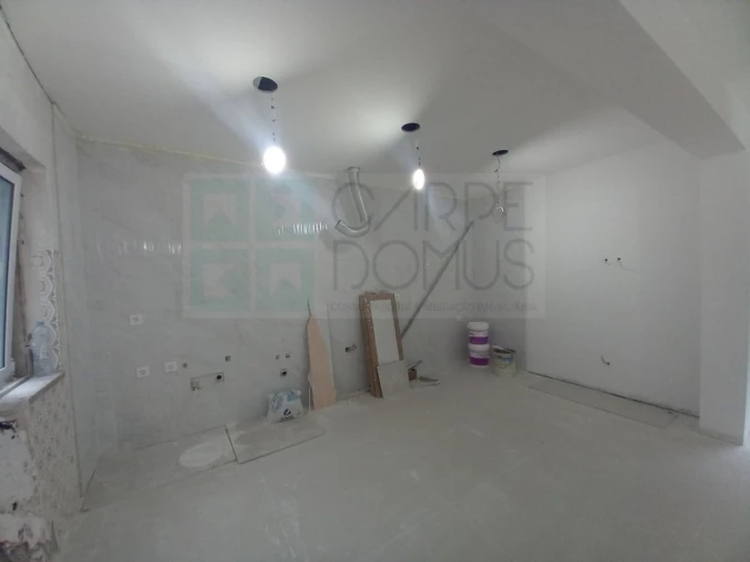 Apartamento T2 para Venda em Laranjeiro e Feijó Foto 17