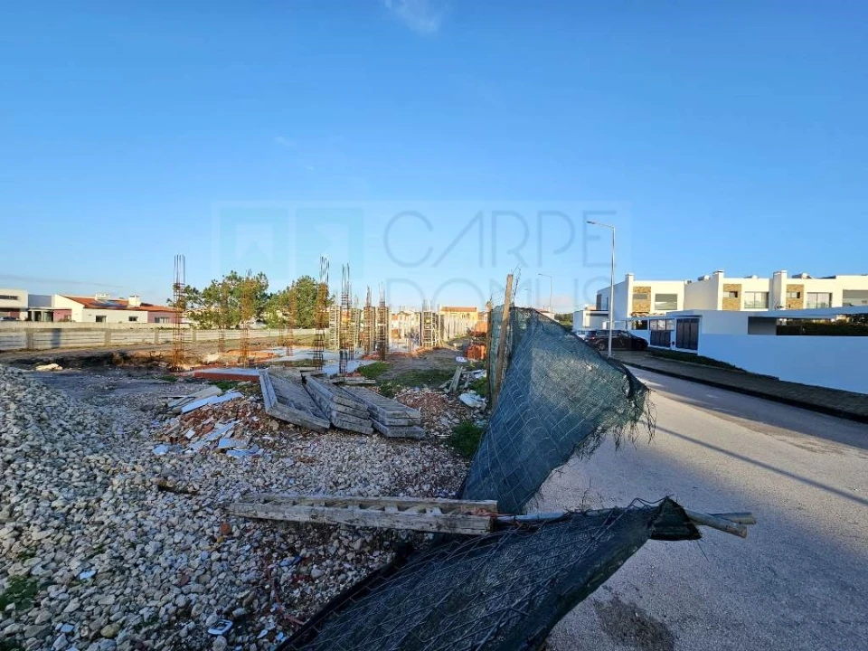 Moradia T3 para Venda em A dos Cunhados e Maceira Foto 41