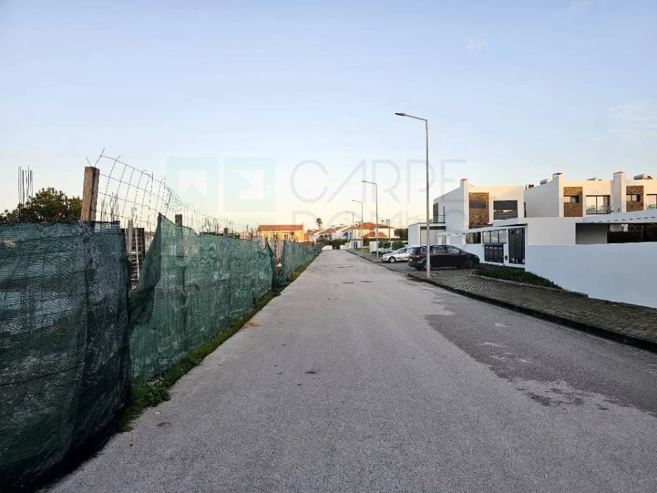 Moradia T3 para Venda em A dos Cunhados e Maceira Foto 49