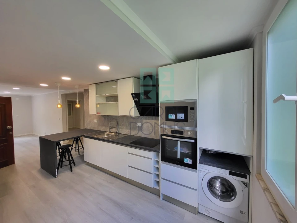 Apartamento T2 para Venda em Benfica Foto 7