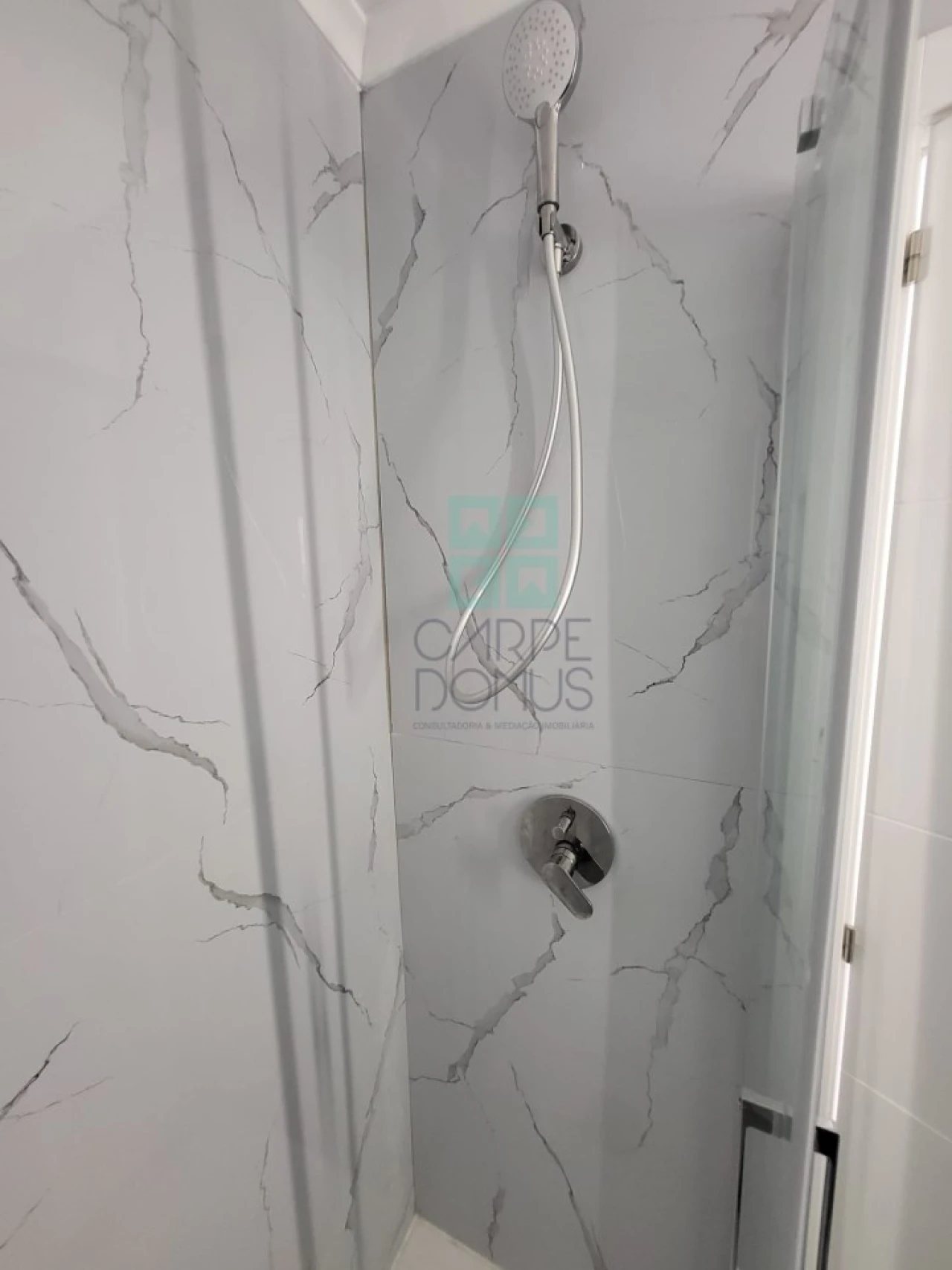 Apartamento T2 para Venda em Benfica Foto 24