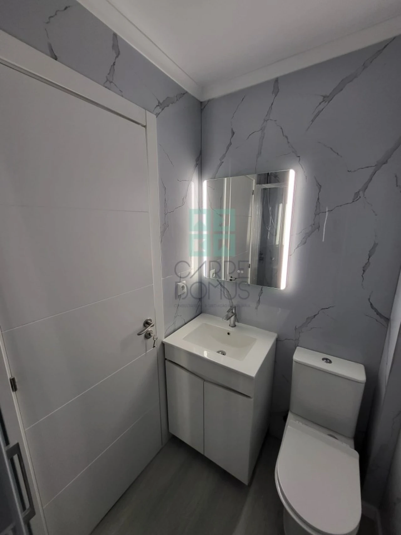 Apartamento T2 para Venda em Benfica Foto 30