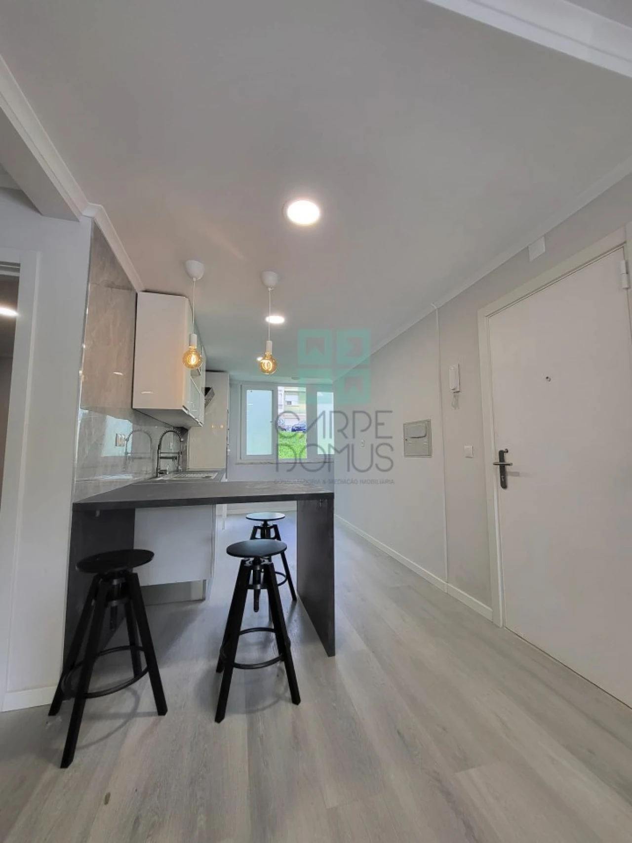 Apartamento T2 para Venda em Benfica Foto 31