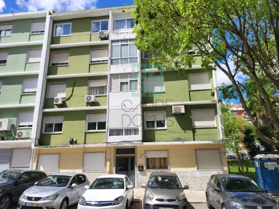 Apartamento T2 para Venda em Benfica Foto 33