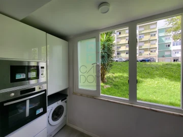 Apartamento T2 para Venda em Benfica