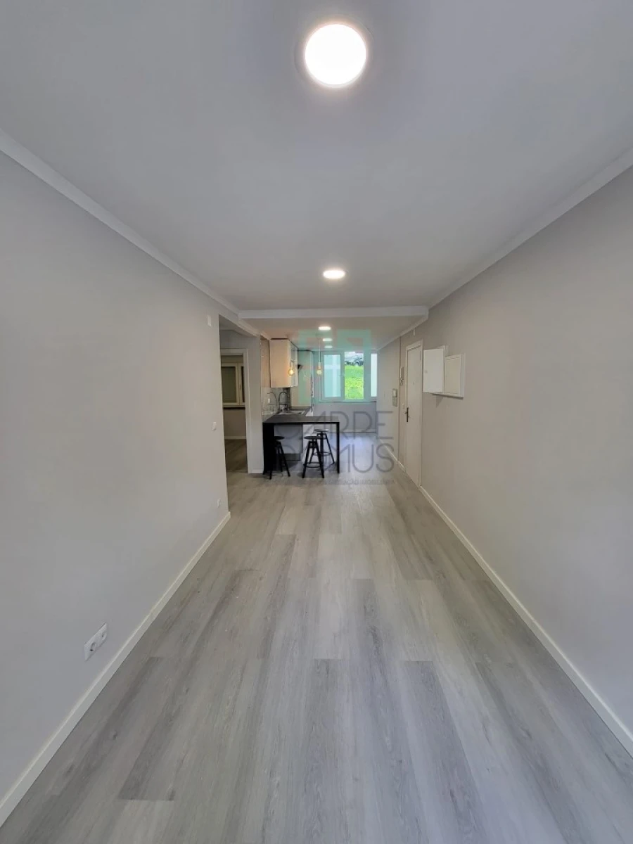 Apartamento T2 para Venda em Benfica Foto 25