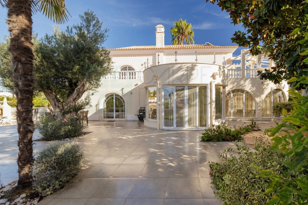 Moradia T4 para Venda em Almancil Foto 2