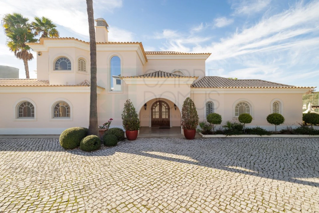 Moradia T4 para Venda em Almancil Foto 7