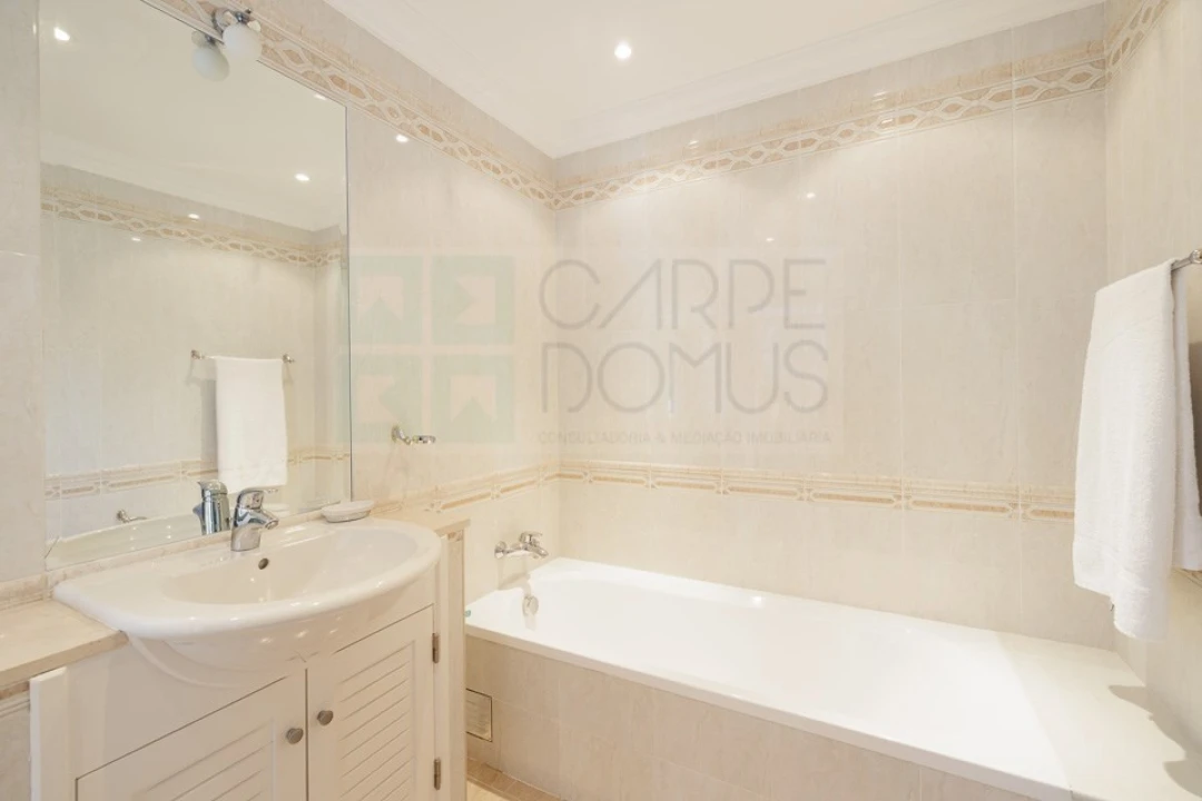 Moradia T4 para Venda em Almancil Foto 39