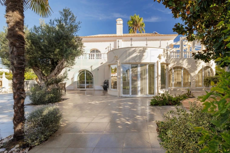 Moradia T4 para Venda em Almancil Foto 2