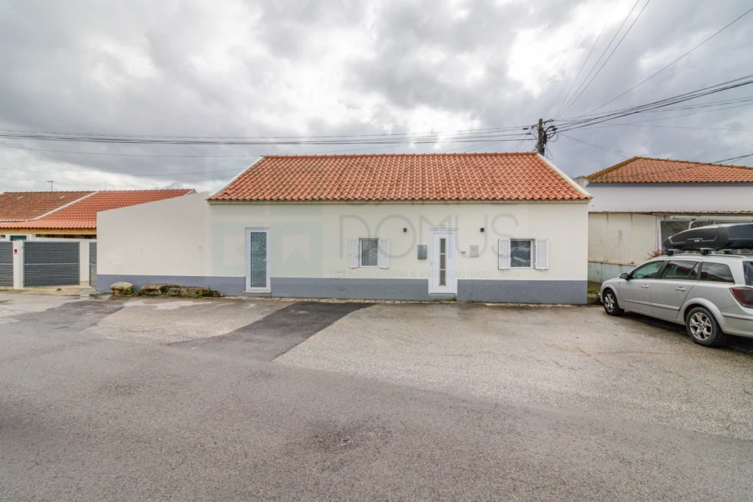 Moradia T3 para Venda em Azueira e Sobral da Abelheira Foto 5