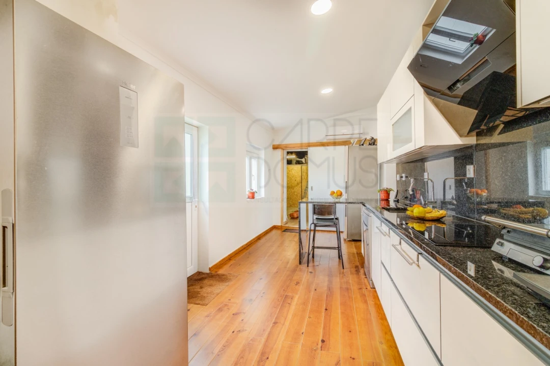 Moradia T3 para Venda em Azueira e Sobral da Abelheira Foto 4