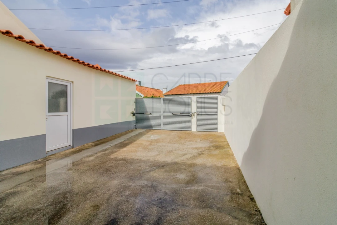 Moradia T3 para Venda em Azueira e Sobral da Abelheira Foto 24