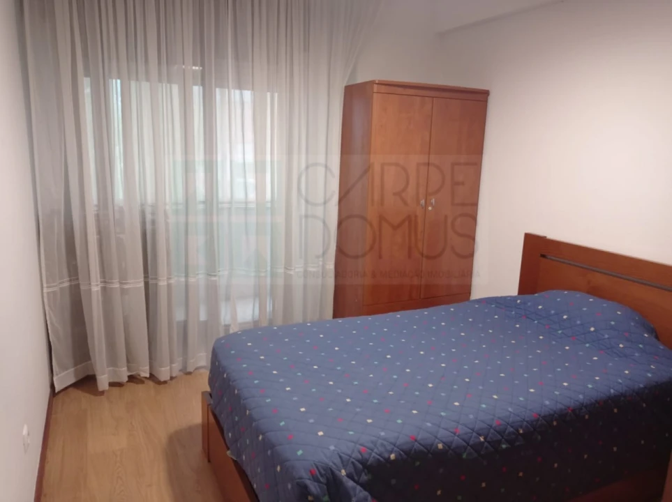 Apartamento T4 para Venda em Alvalade Foto 22