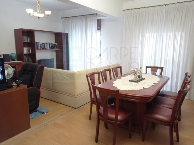 Apartamento T4 para Venda em Alvalade Foto 25