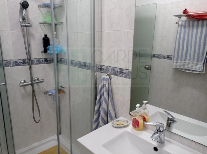 Apartamento T4 para Venda em Alvalade Foto 30