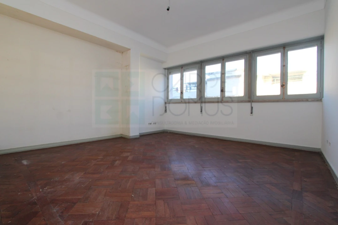 Apartamento T7 para Venda em Arroios Foto 36