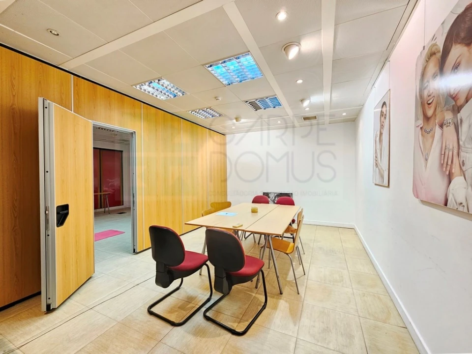 Escritório para Venda em Carnaxide e Queijas Foto 8