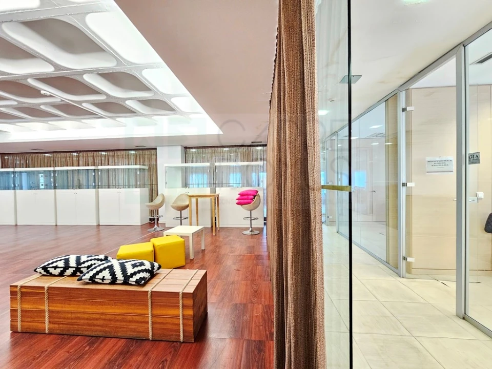 Escritório para Venda em Carnaxide e Queijas Foto 18