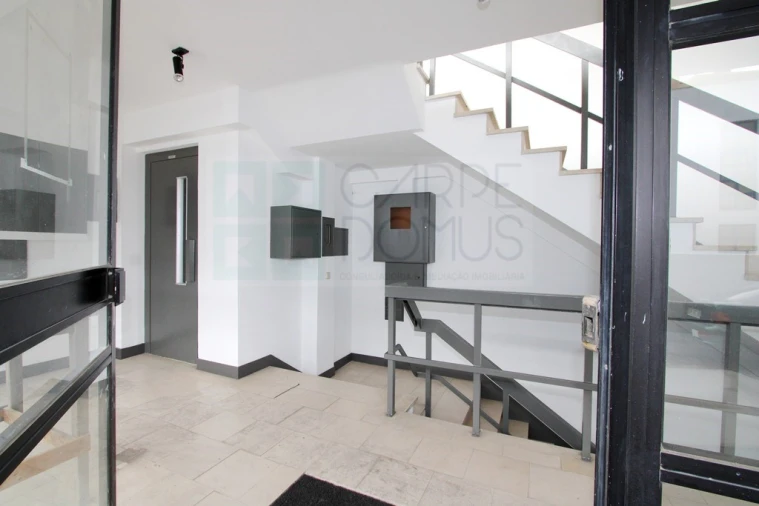 Escritório para Venda em Carnaxide e Queijas Foto 37