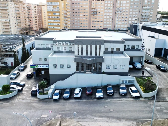 Escritório para Venda em Carnaxide e Queijas Foto 59