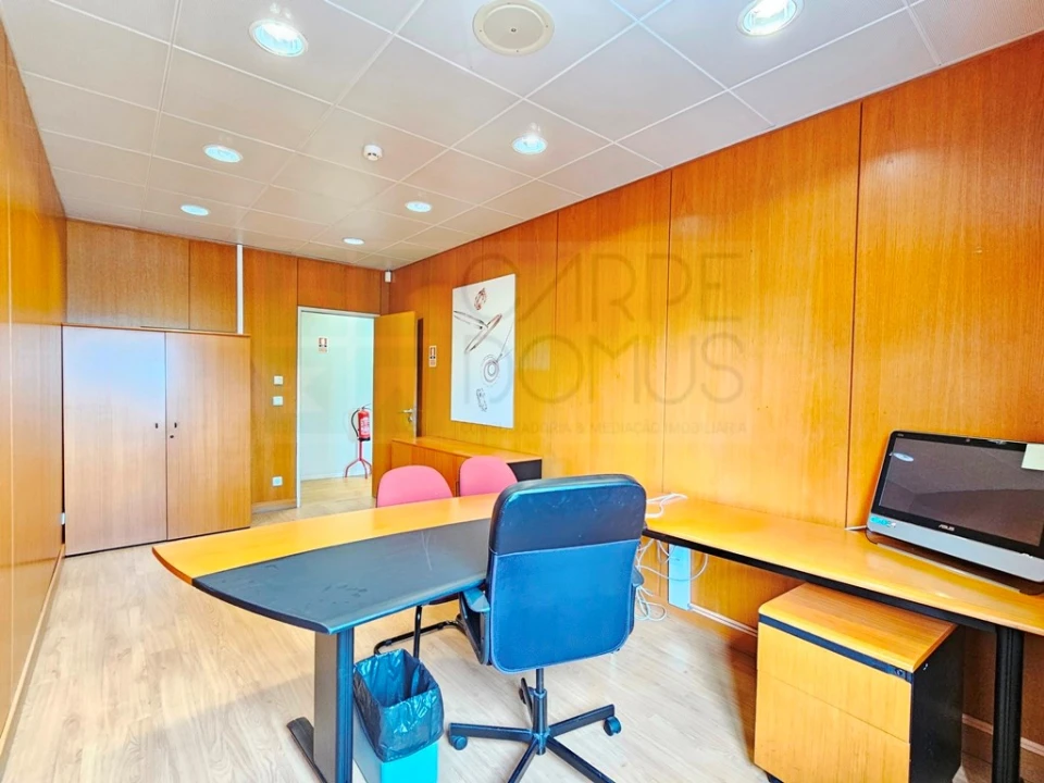 Escritório para Venda em Carnaxide e Queijas Foto 30