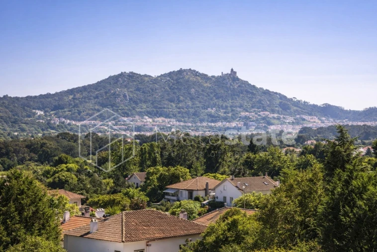 Moradia T7 para Venda em Rio de Mouro Foto 11