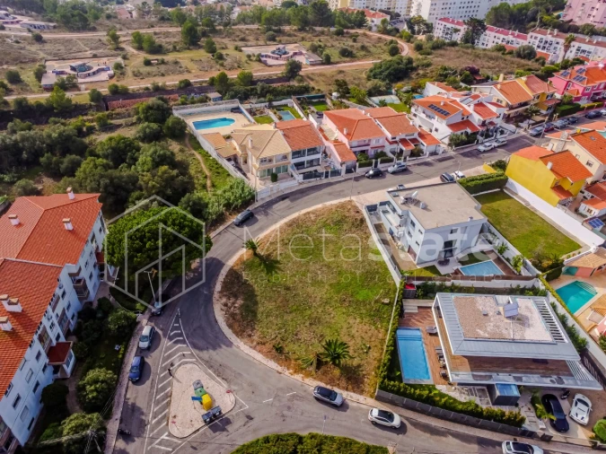 Terreno para Venda em Carcavelos e Parede Foto 6