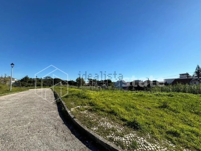 Terreno para Venda em Rio de Mouro Foto 2