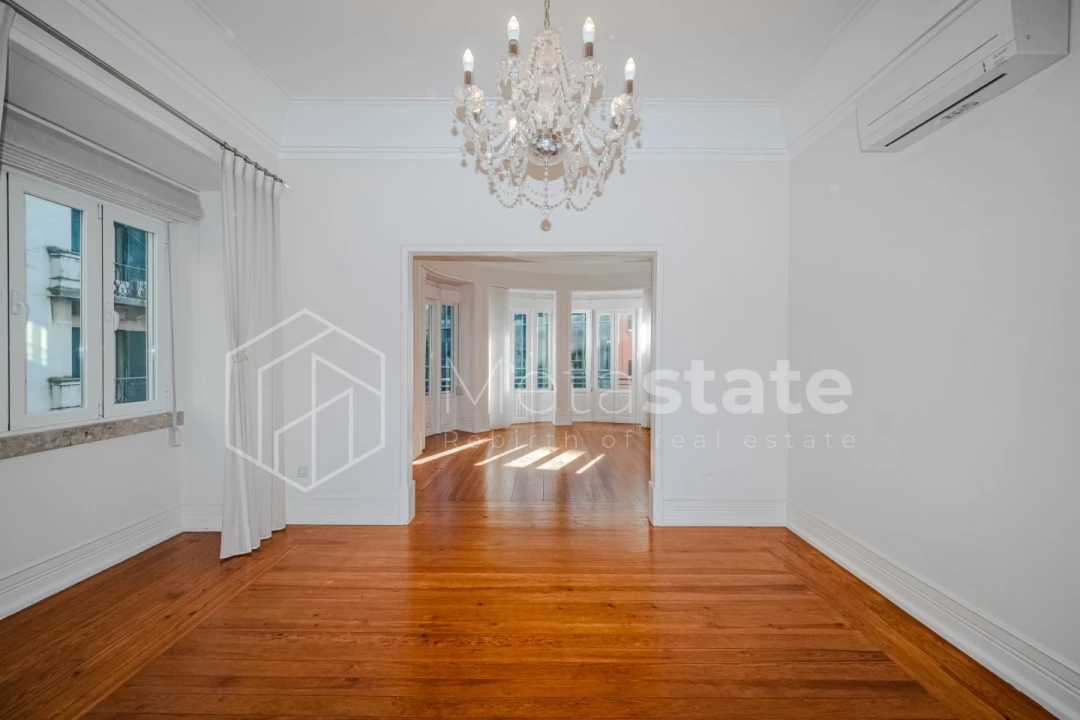 Apartamento T4 para Venda em Arroios Foto 10