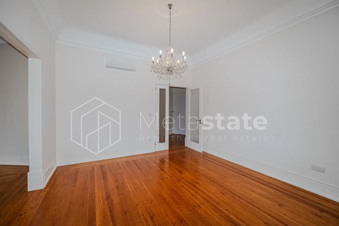 Apartamento T4 para Venda em Arroios Foto 11