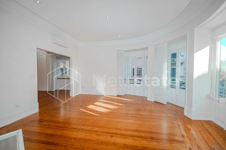 Apartamento T4 para Venda em Arroios Foto 5