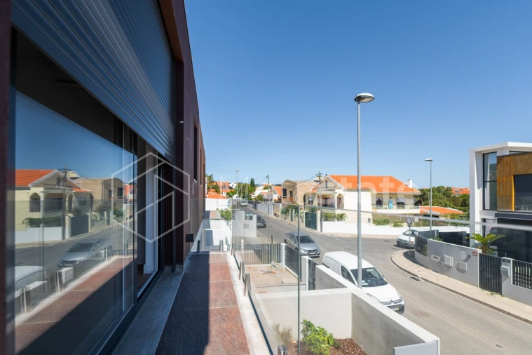 Moradia T3 para Venda em Alcabideche Foto 34