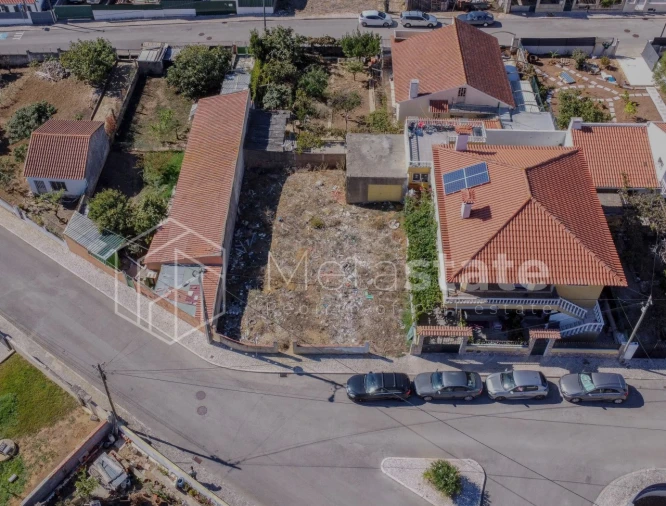 Terreno para Venda em São Domingos de Rana Foto 3