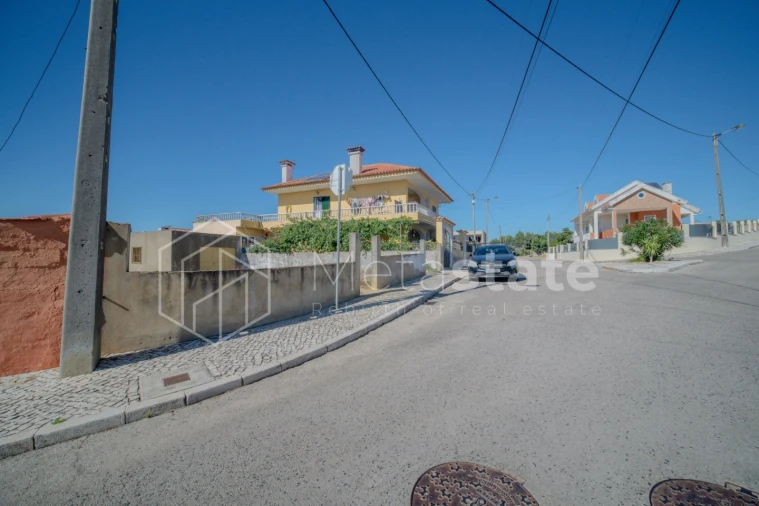 Terreno para Venda em São Domingos de Rana Foto 6