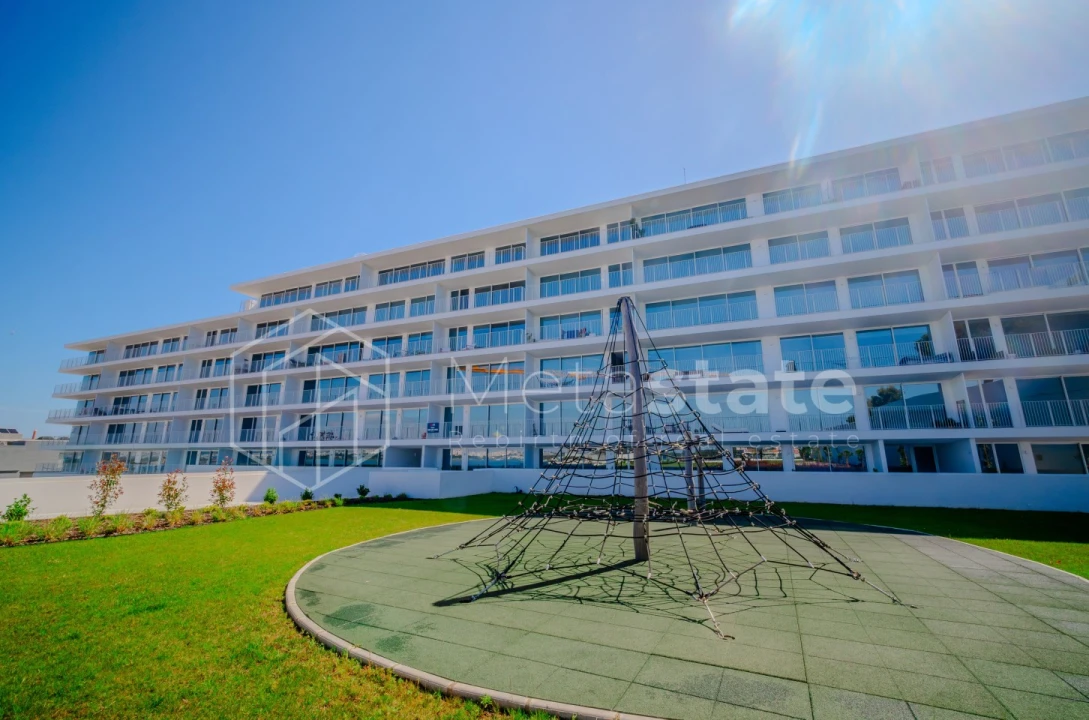 Apartamento T3 para Venda em Seixal, Arrentela e Aldeia de Paio Pires Foto 11