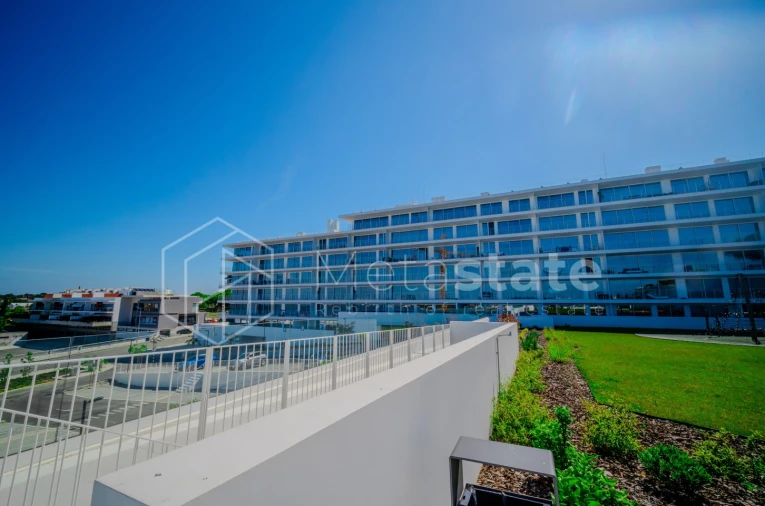 Apartamento T3 para Venda em Seixal, Arrentela e Aldeia de Paio Pires Foto 8