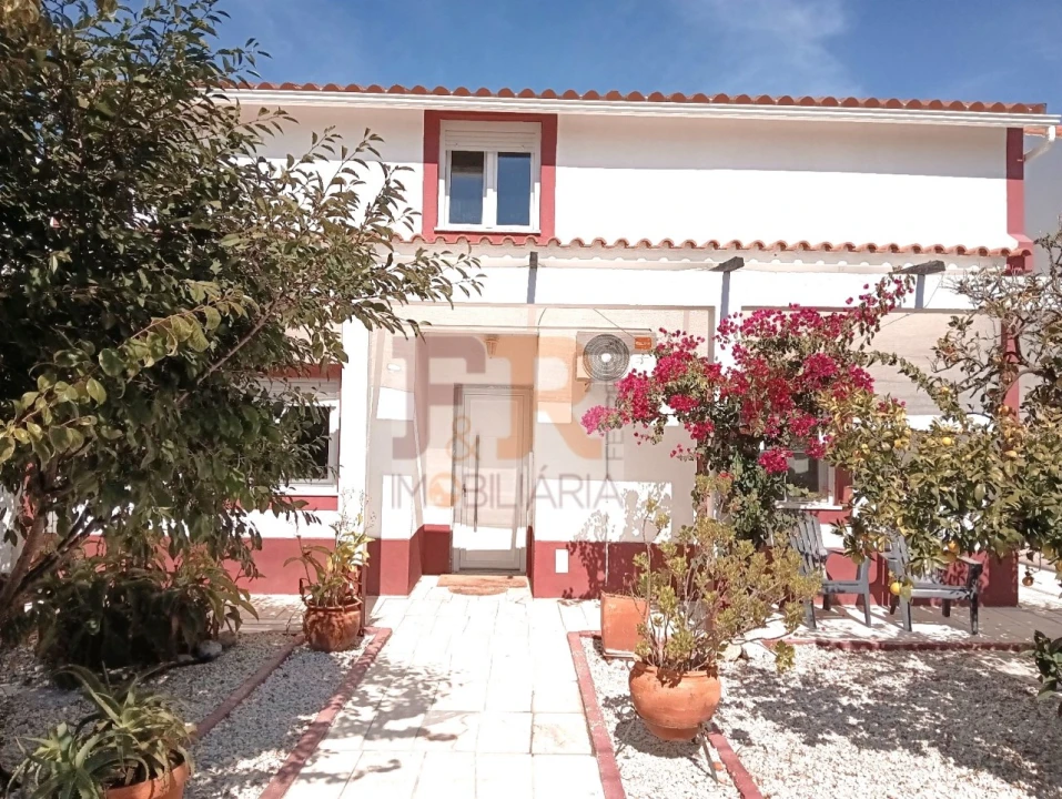 Moradia T6 para Venda em Azeitão (São Lourenço e São Simão) Foto 6