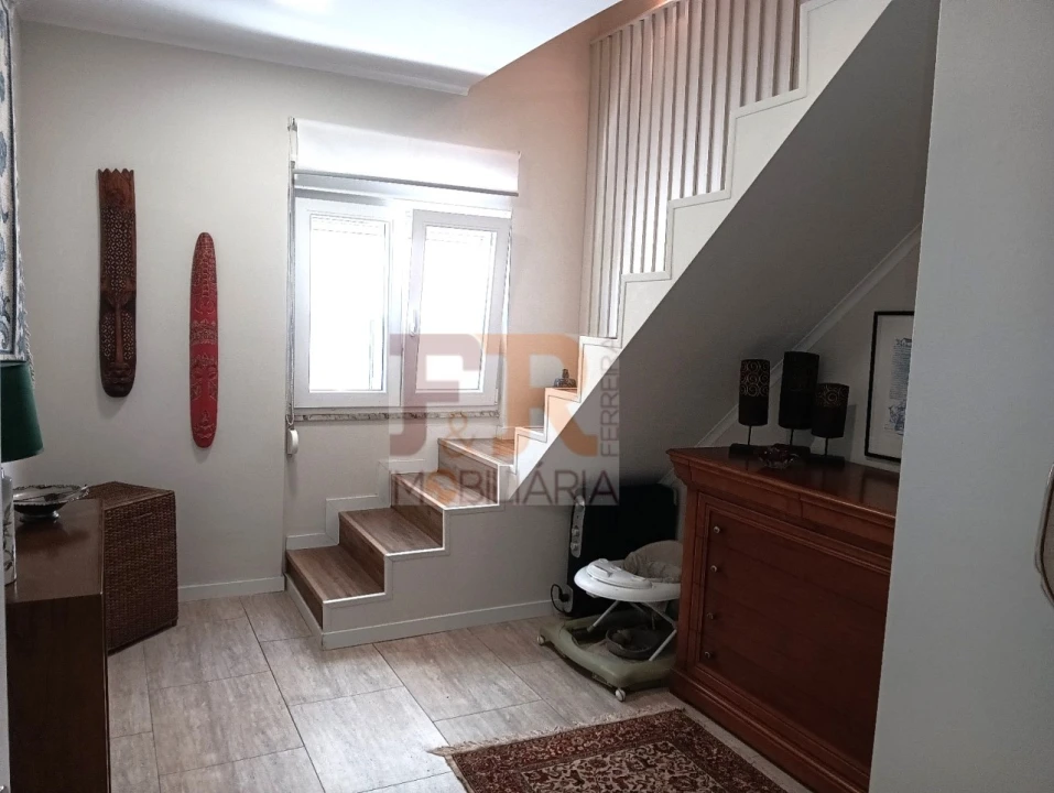 Moradia T6 para Venda em Azeitão (São Lourenço e São Simão) Foto 7