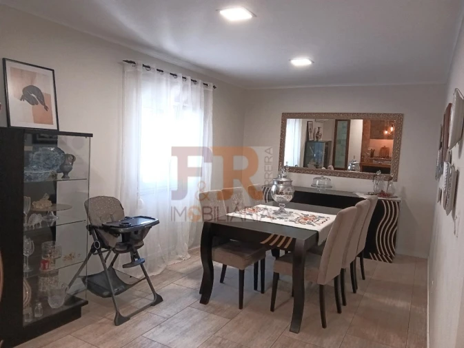 Moradia T6 para Venda em Azeitão (São Lourenço e São Simão) Foto 20