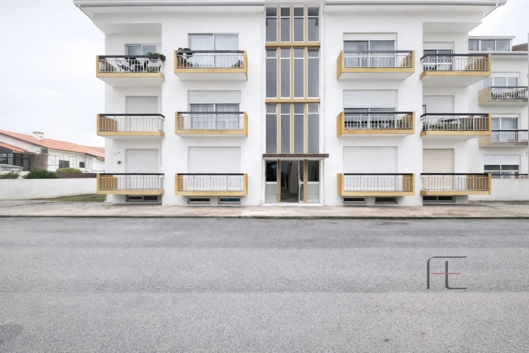 Apartamento T2 para Venda em Ovar, São João, Arada e São Vicente de Pereira Jusã Foto 1