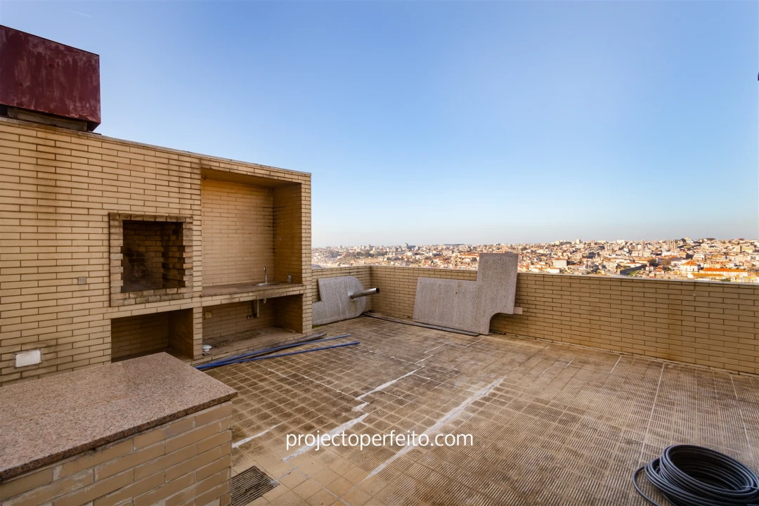 Apartamento T5 para Venda em Santa Marinha e São Pedro da Afurada Foto 2