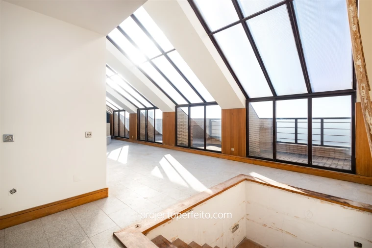 Apartamento T5 para Venda em Santa Marinha e São Pedro da Afurada Foto 24