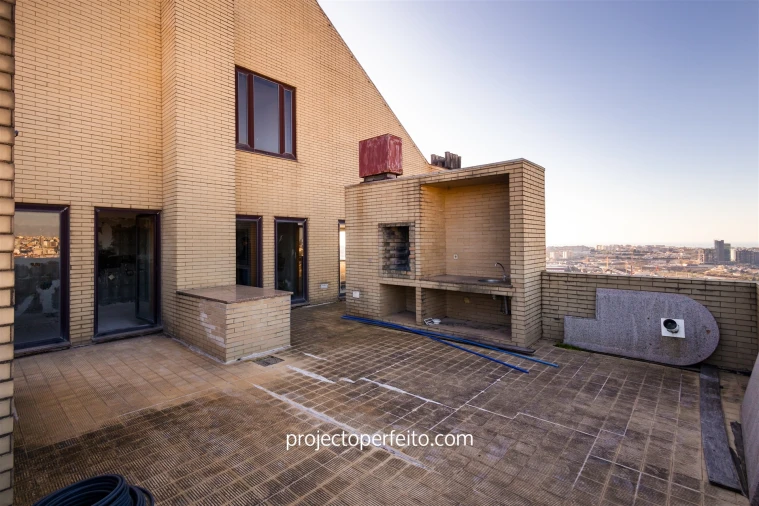 Apartamento T5 para Venda em Santa Marinha e São Pedro da Afurada Foto 4