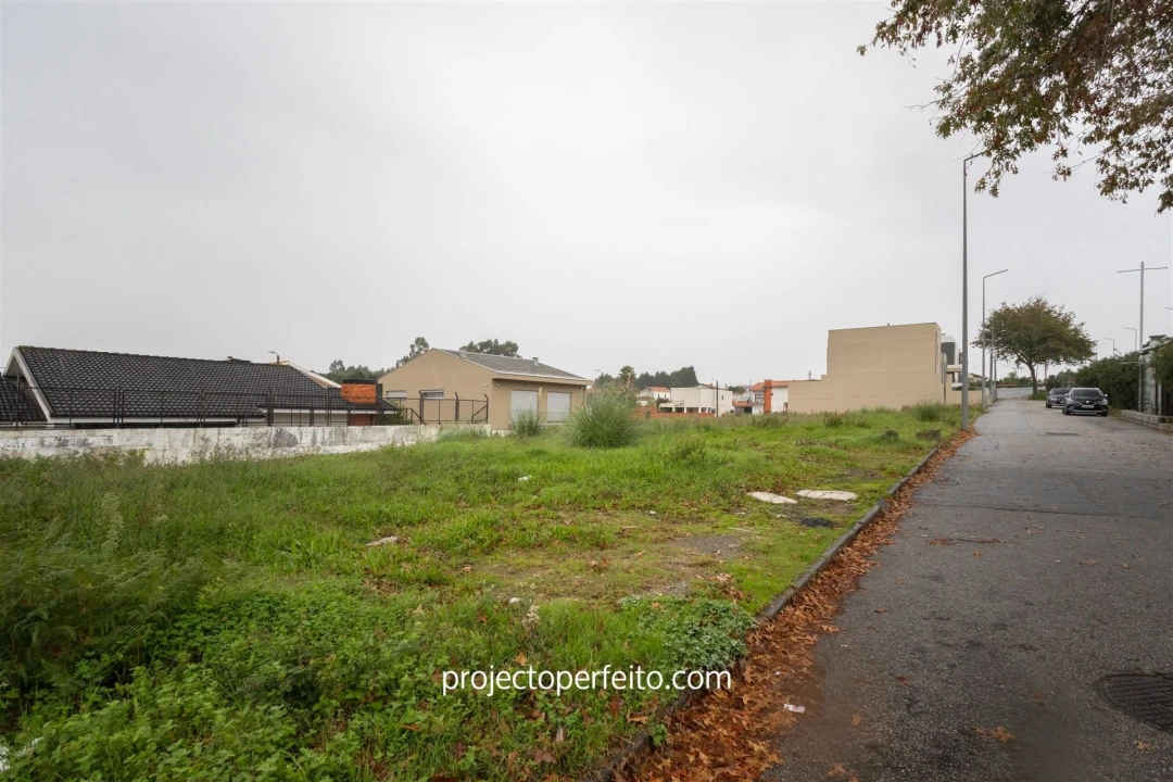 Terreno para Venda em Serzedo e Perosinho Foto 5