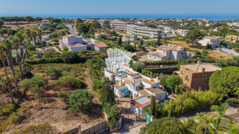 Moradia T4 para Venda em Lagoa e Carvoeiro