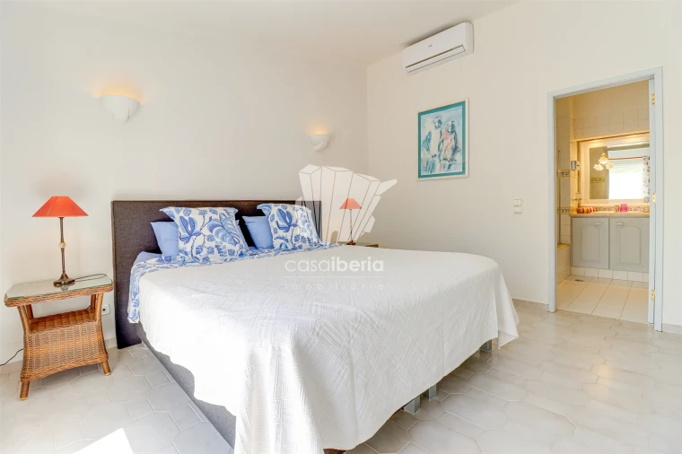 Moradia T4 para Venda em Lagoa e Carvoeiro Foto 13